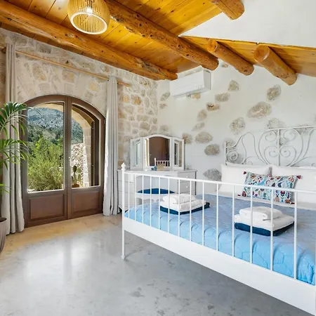 Holiday home Aphrodite Private Heated Pool Chania (Crete)
