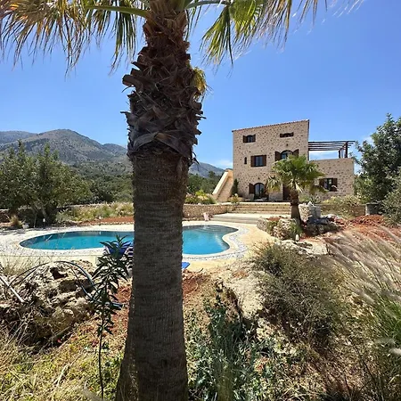 Aphrodite Private Heated Pool *